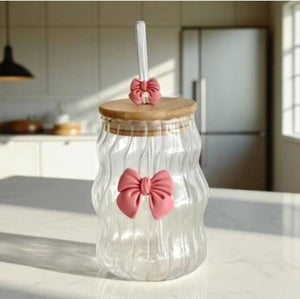 Cannes Butterfly Mug – 550ml Pyrex Glass Cup with 3D Butterfly Design, Straw & Bow Lid