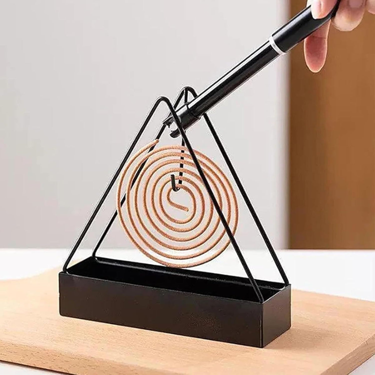 Anti-Scald Mosquito Coil Holder with Tray – Creative Wrought Iron Triangular Mosquito Coil Incense Rack